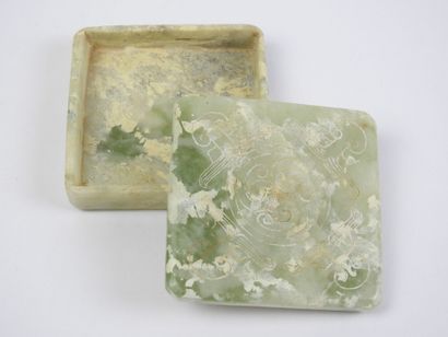 CHINA: SQUARE jade box, lid with incised...