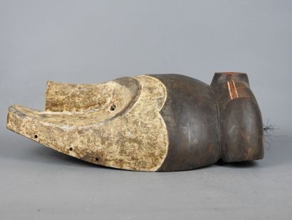 GABON : Masque Fang en bois, XXème siècle....
