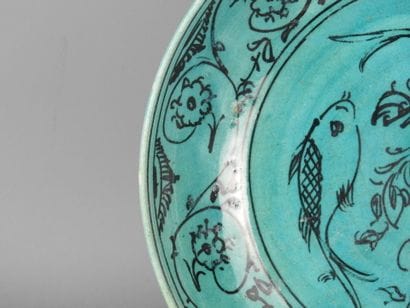 IRAN : Kubachi turquoise ceramic plate decorated...