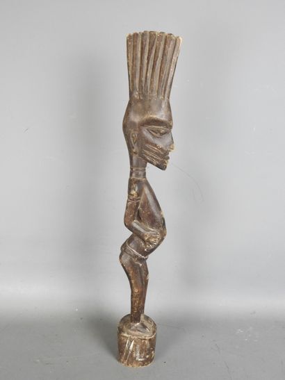 YOROUBA, Nigeria : Statue au visage orné...