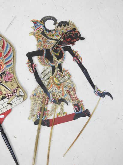 INDONESIE : Deux marionnettes 
