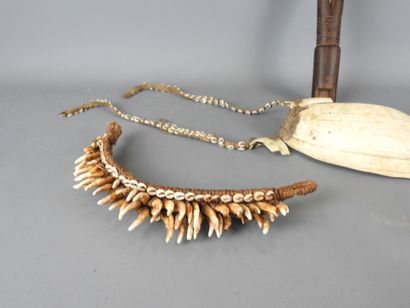 PAPUA, New Guinea : - Three objects comprising...