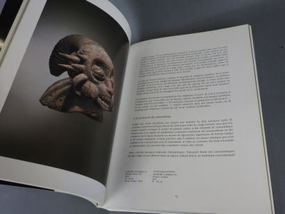BOOK: Masques followed by a text by Leo Frobenius...