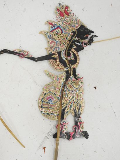 JAVA/BALI INDONESIE : Trois marionnettes...