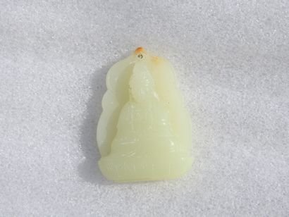 Carved jade haloed BUDDHA. 4x3cm