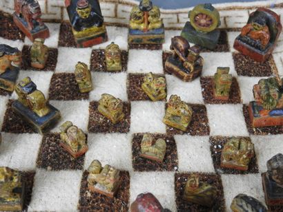 MONGOLIE : Trois jeux d'échec anciens avec...
