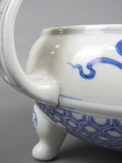 CHINA: Tripod perfume burner with two handles...