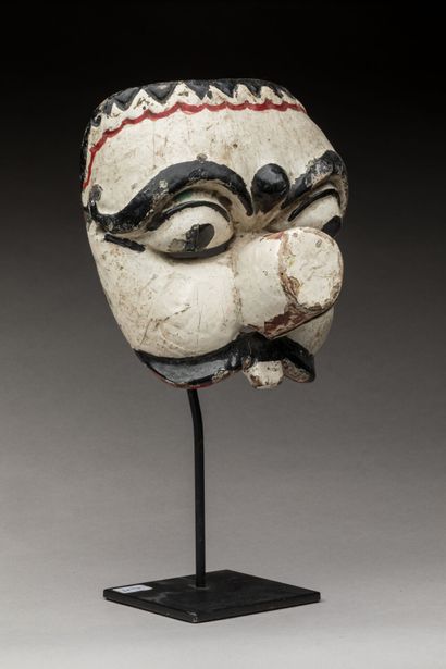 JAVA, Indonesia.
Polychrome wood.
Dance mask...
