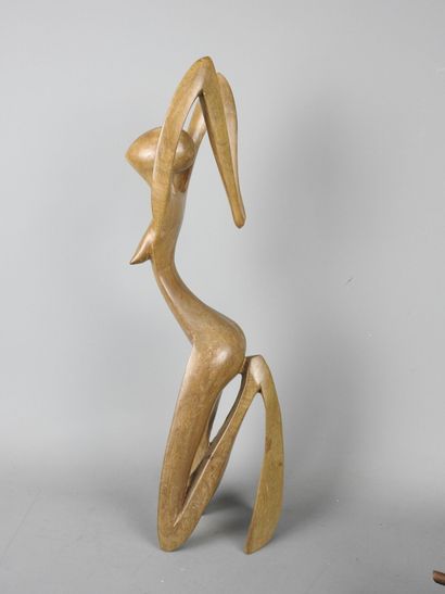 AFRIQUE : Statue en bronze d'une pileuse...