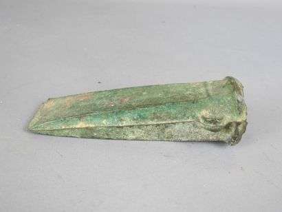 Antique green patina bronze socket HACK....