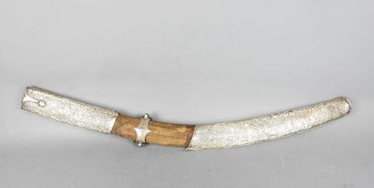 FOURREAU de sabre, âme en bois appliqué en...