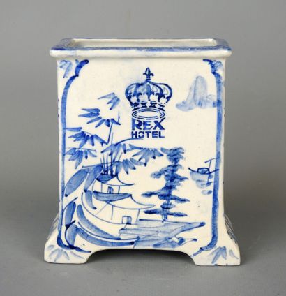 VIETNAM: Rectangular blue-white porcelain...