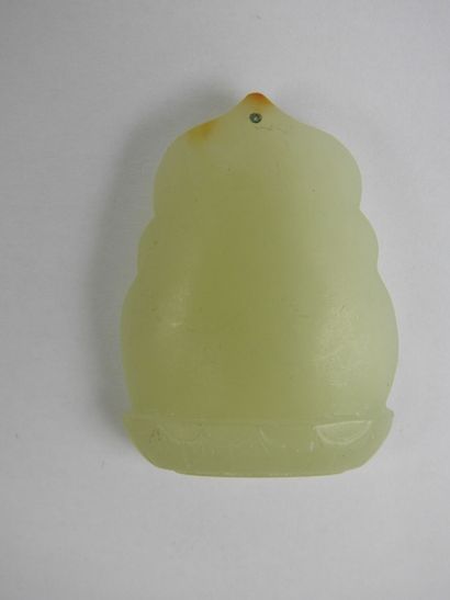 Carved jade haloed BUDDHA. 4x3cm
