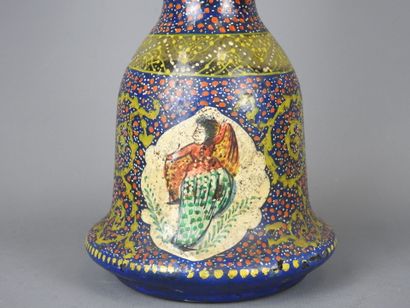 VASE à NARGUILE OTTOMAN en verre peint à...