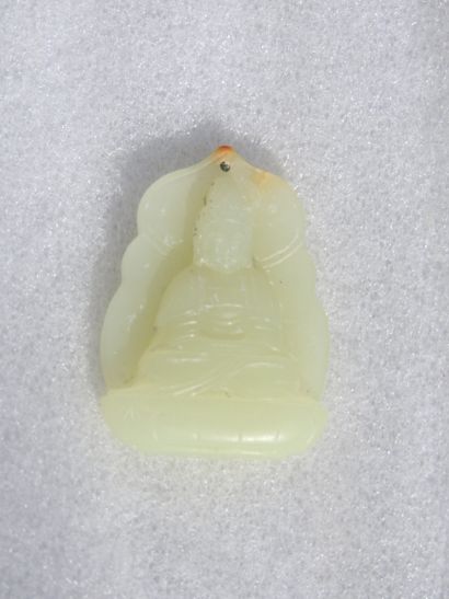 Carved jade haloed BUDDHA. 4x3cm