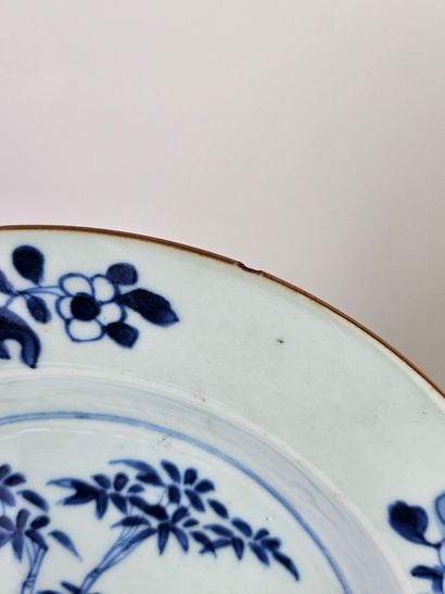 CHINE, XVIIIe.
Série de deux assiettes creuses...
