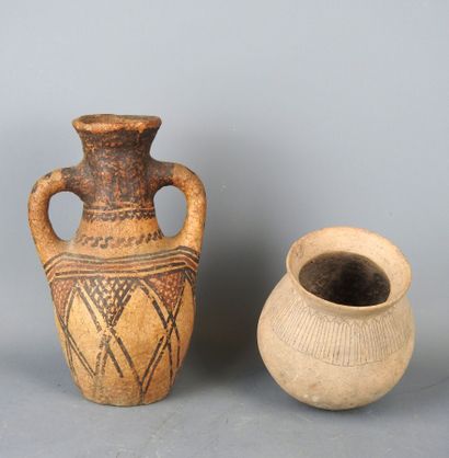 Grande KABYLIE: Terracotta baluster-shaped...