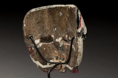 JAVA, Indonesia.
Polychrome wood.
Dance mask...