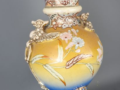 JAPAN, Satsuma: Porcelain tripod vase with...