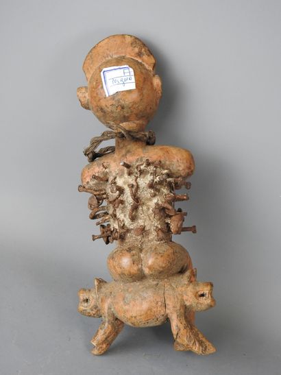 VILI, RD CONGO: Magico-religious statue depicting...