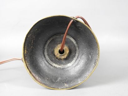 LAMPE en émaux cloisonnés sur cuivre. Début...