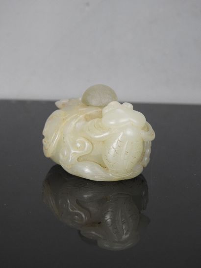 CHINA - 18th/19th century
Small jade (nephrite)...