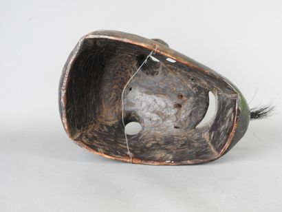 NEPAL 
Hardwood with dark patina
Rare mask...