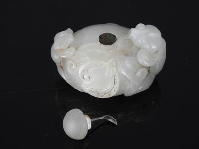 CHINA - 18th/19th century
Small jade (nephrite)...