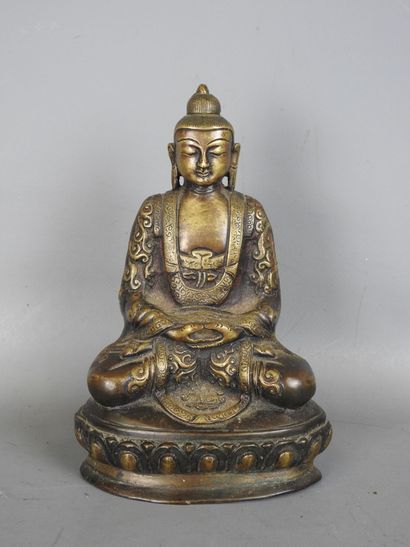 ASIE : Bouddha en bronze doré. H. 21,5 c...
