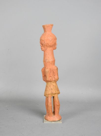 LULUA, RDC : Statuette cultuelle figurant...