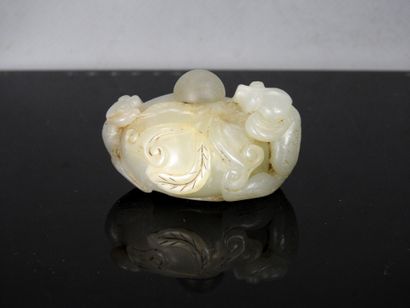CHINA - 18th/19th century
Small jade (nephrite)...