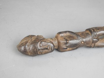 BAOULE, Côte d'Ivoire.
Bois sculpté et scarifié,...