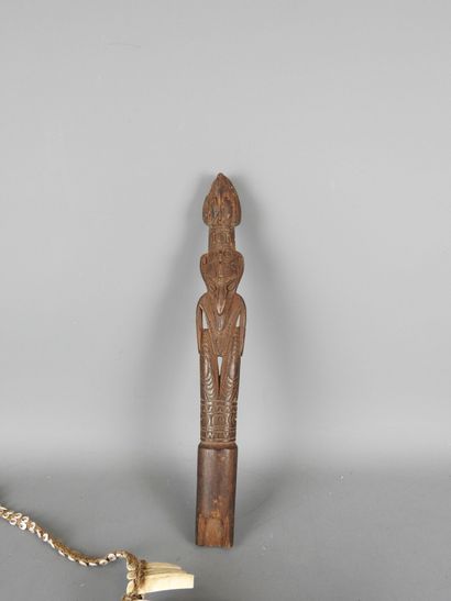 PAPUA, New Guinea : - Three objects comprising...