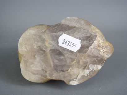 CHINA: Two rabbits in hard stone. H. 7 and...