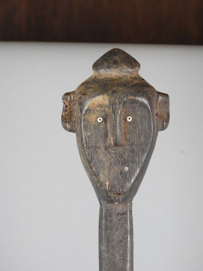 TANZANIA, Tabora region.
Hardwood, pigments.
Stylized...