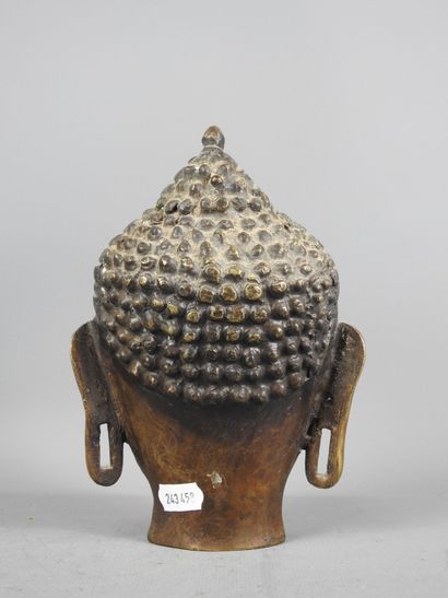 THAILANDE ou LAOS : Tête de Bouddha en bronze...