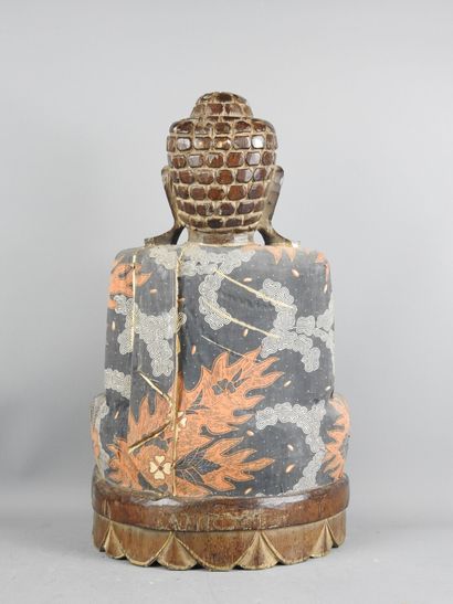 JAPON : Bouddha en bois et papier polychrome....