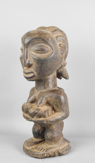 LUBA, Ex Zaire.
Hardwood, dark patina of...