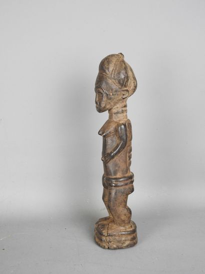 BAOULE, Ivory Coast.
Carved and scarified...