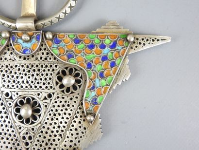 MAROC. Importante fibule de parure « Tizerzai...