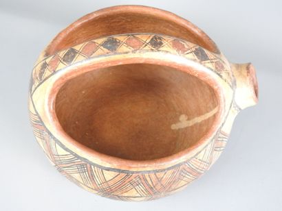 Grande Kabylie Algérie : Pot haut à bouillon,...