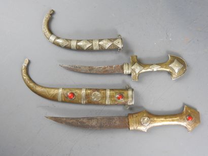 Set of four daggers including two 