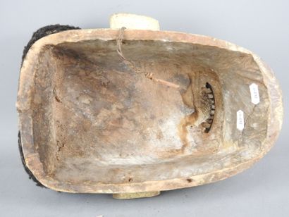 MAKONDE - Tanzania : Dance mask featuring...