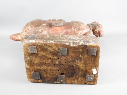CHINE : Cheval en bois, traces de polychromie,...
