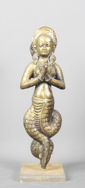 INDE : Statue Naga Kanya en bronze à patine...