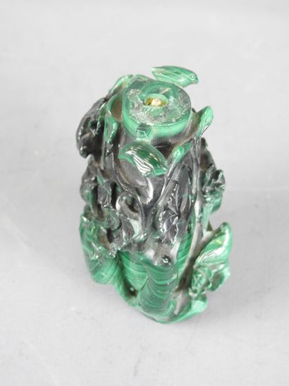 ASIA: Double glass snuffbox decorated with...