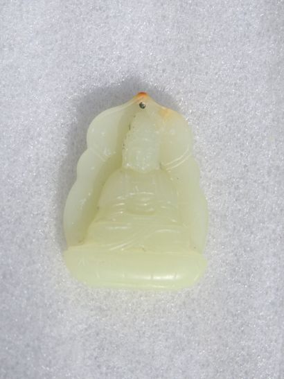 Carved jade haloed BUDDHA. 4x3cm