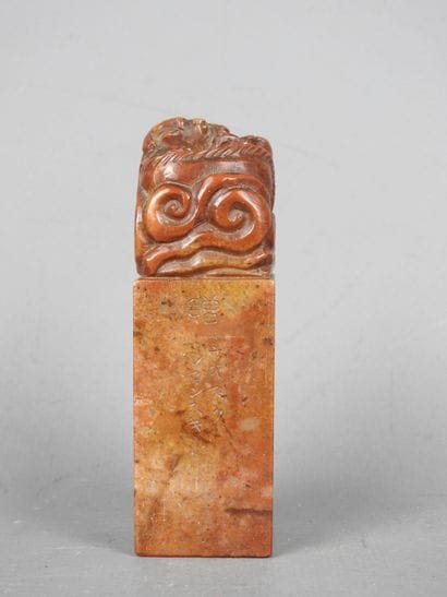 CHINA: Reunion of 5 hard stone seals, one...