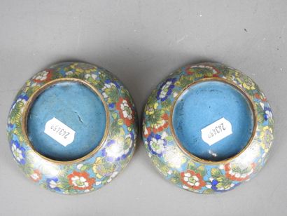 CHINA: Pair of circular covered boxes in...