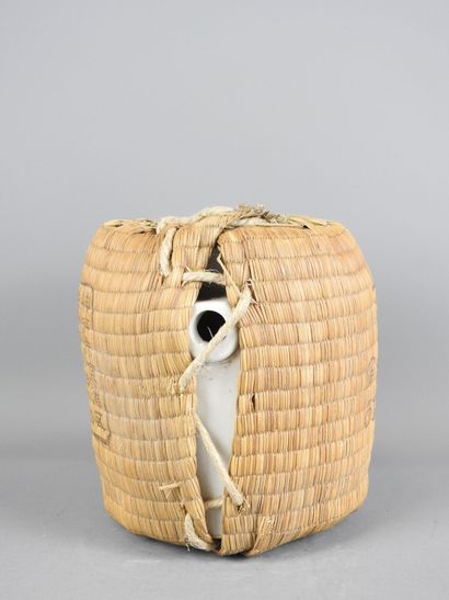 JAPAN: Stoneware 